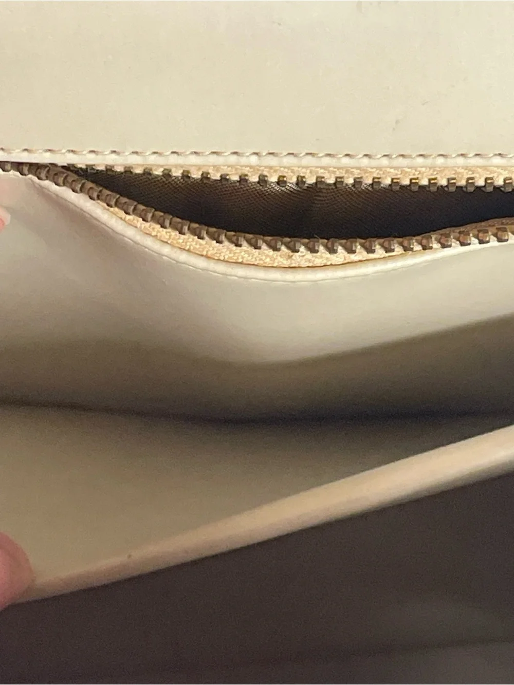 Vintage 1950s 1960s Taupe Lizard Embossed Handbag Purse Top Handle Talon Zipper